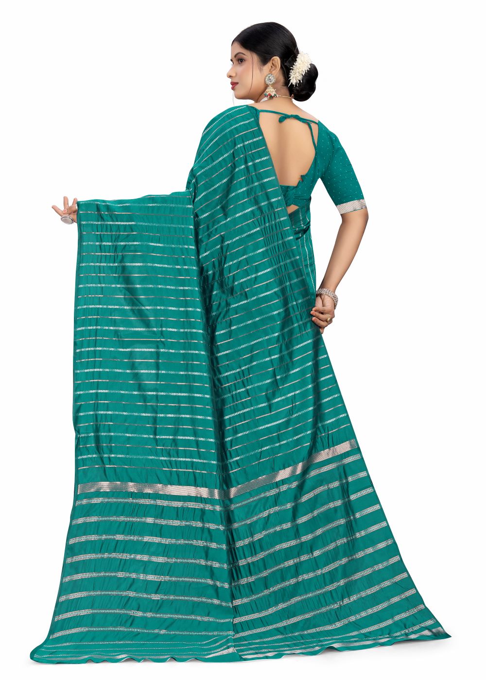 A Kayarani Woven Banarasi Pure Silk Saree