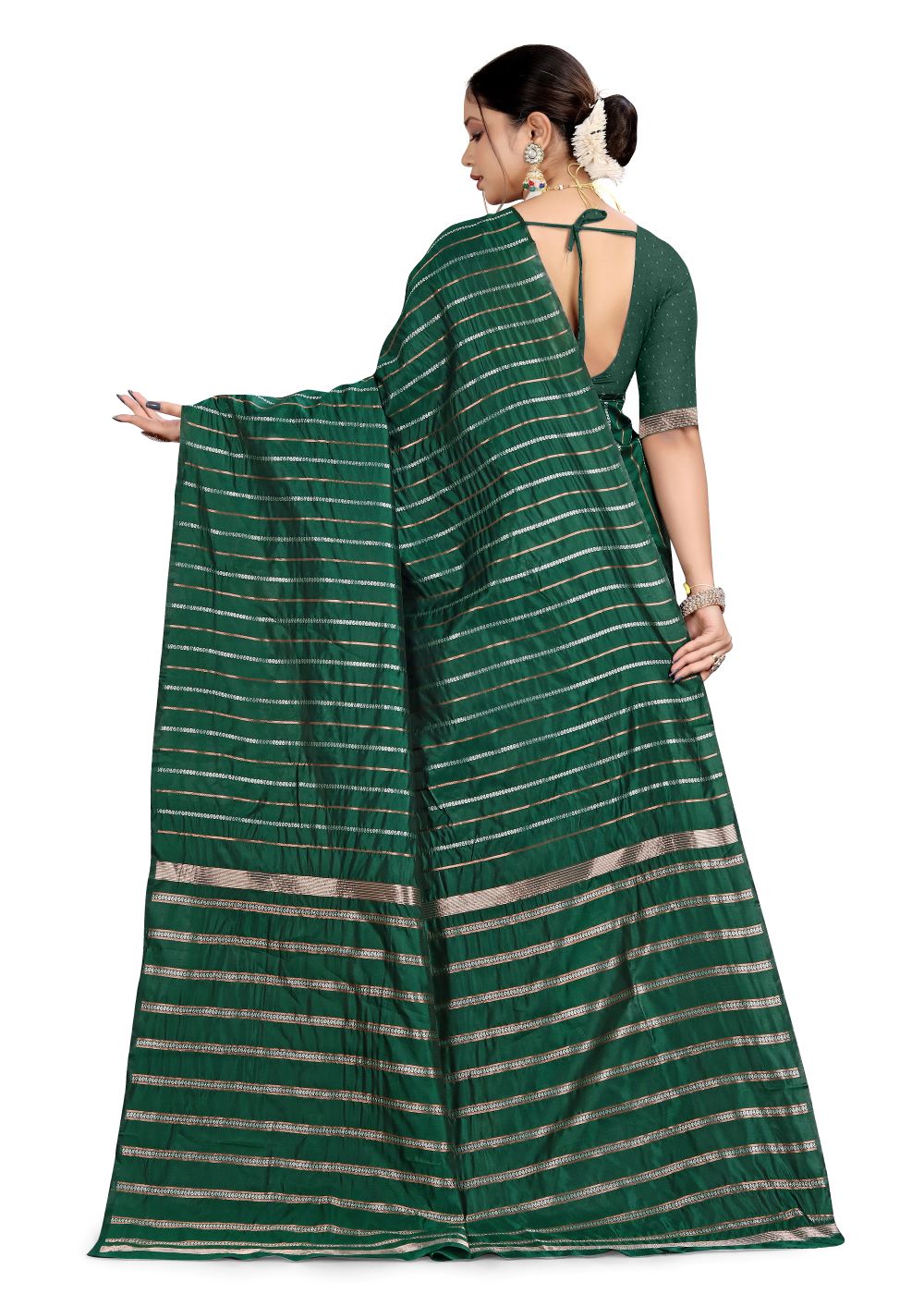 A Kayarani Woven Banarasi Pure Silk Saree