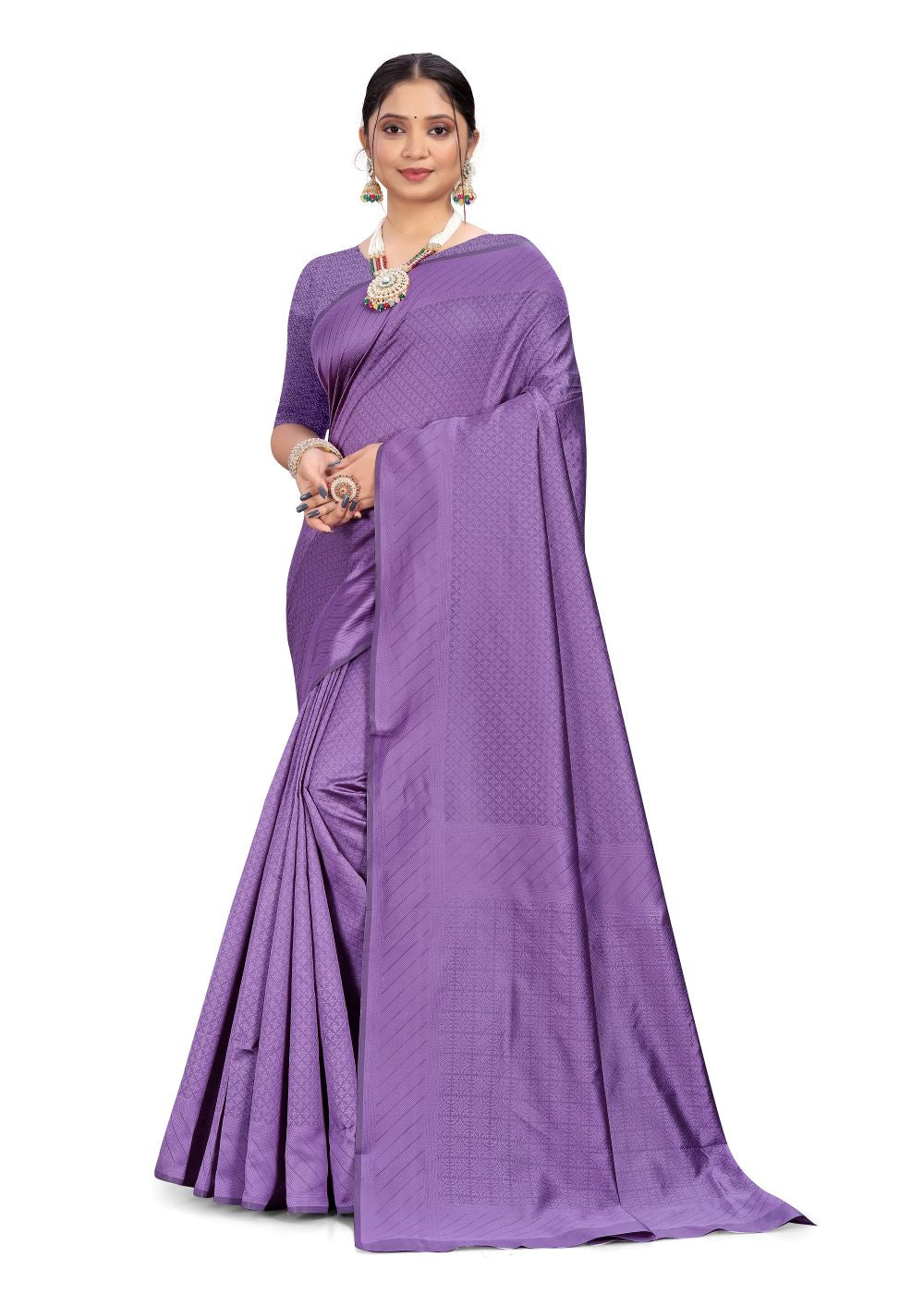 Lustrous texture handloom silk saree
