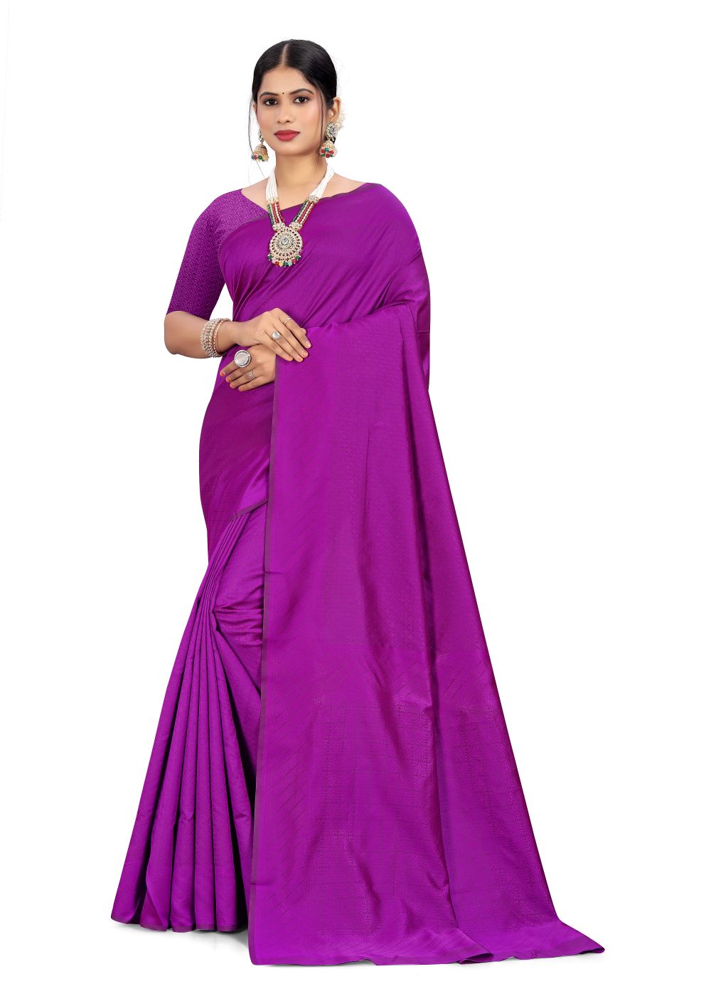 Lustrous texture handloom silk saree