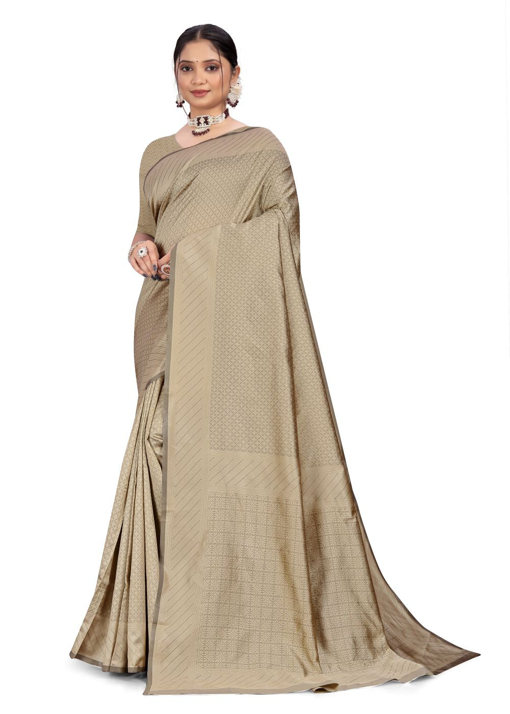 Lustrous texture handloom silk saree