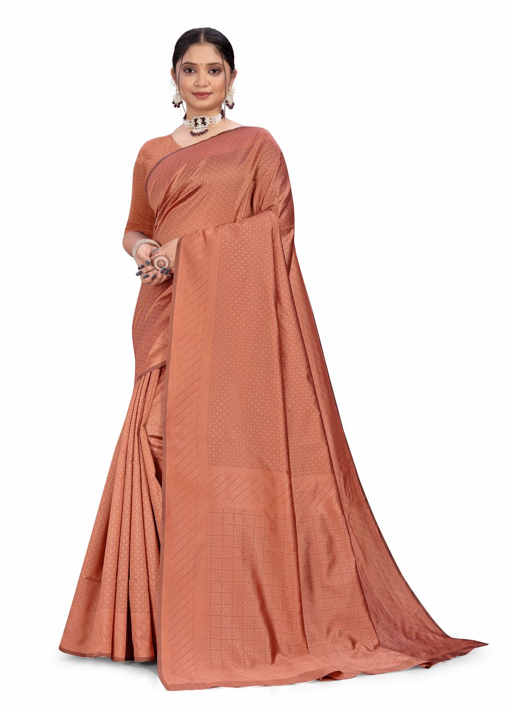 Lustrous texture handloom silk saree