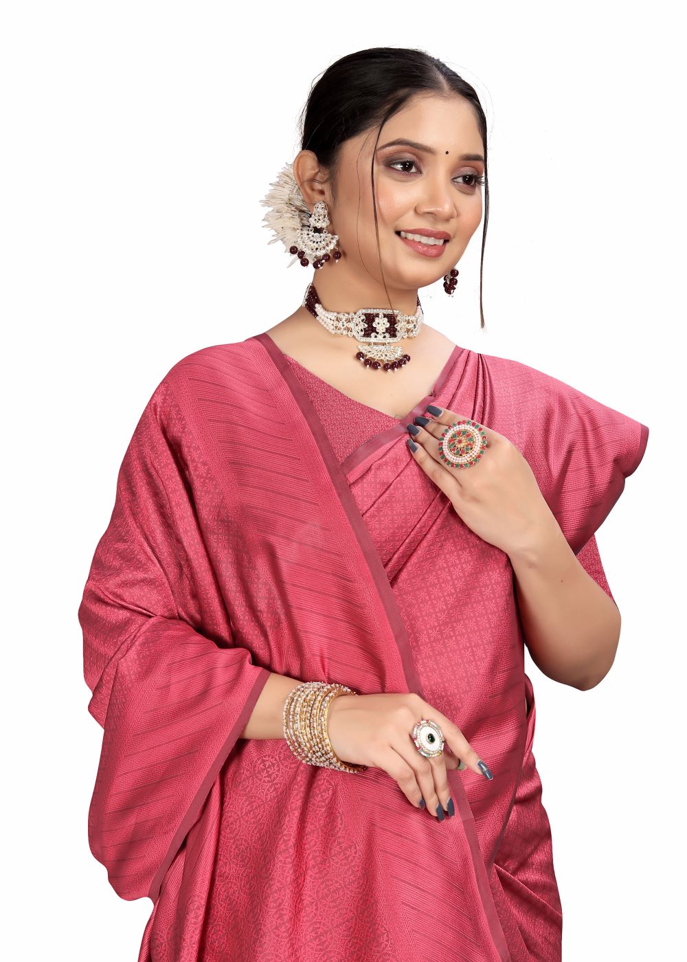 Lustrous texture handloom silk saree