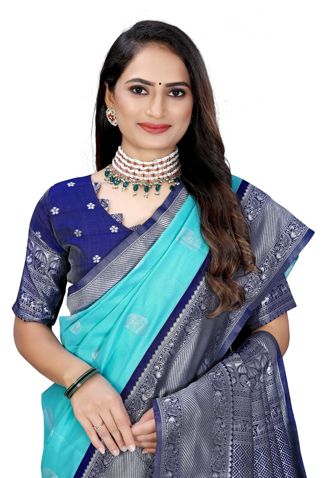 Trendy Jacquard Woven Kanjeevaram Silk Saree