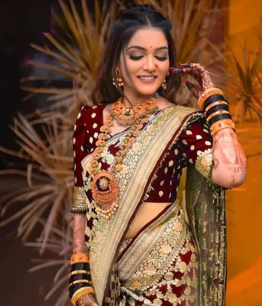 Women's Kanjivaram Soft Pure Silk Banarasi Sarees With Blouse Piece